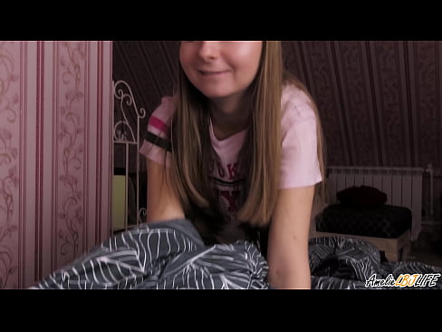 ❤️ Blondie thith thellë BFF-në e saj dhe merr spermë në gojën e saj ️ Porno e vështirë në sq.redpornpictures.ru ❌️❤